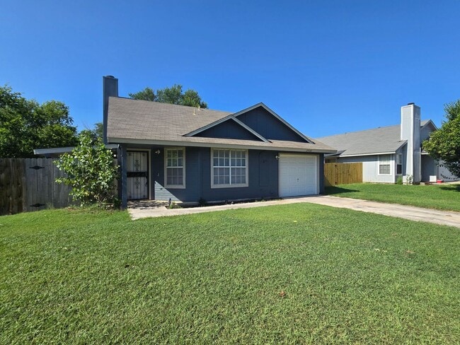 Building Photo - 2408 Windmill Dr