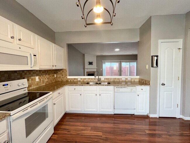 Building Photo - 3928 Elizabeth Glen Way