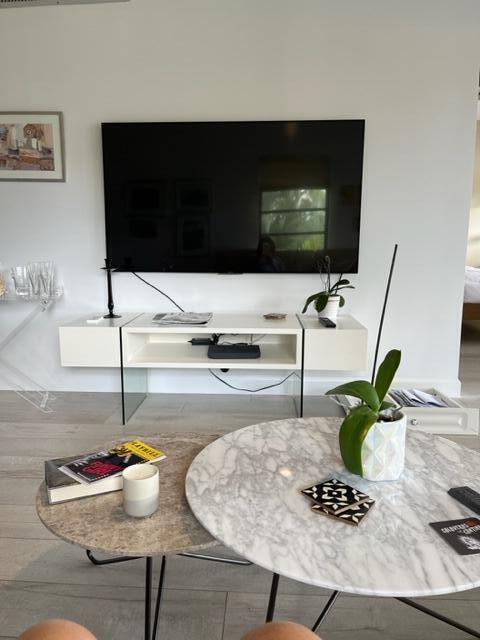 Foto del edificio - 551 Greensward Ln