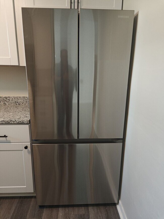 Foto del edificio - 3515 Biltmore Pl