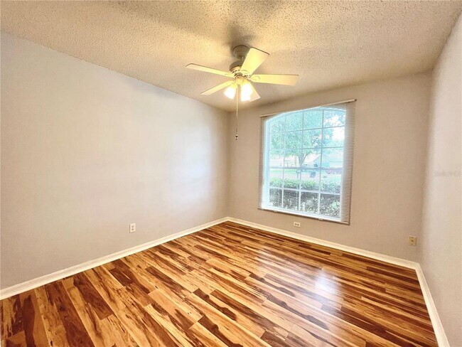 Building Photo - 80 Pine Forest Pl