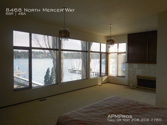 Foto del edificio - 8468 N Mercer Way