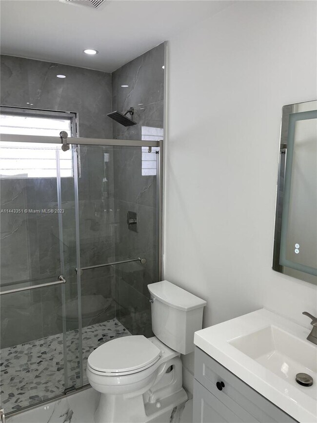 Building Photo - 2101 SW 82nd Pl