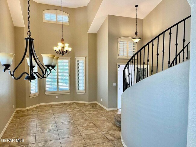 Building Photo - 3150 Red Orchard Dr