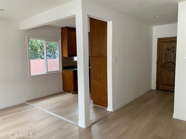 Foto del edificio - 18233 Welby Way