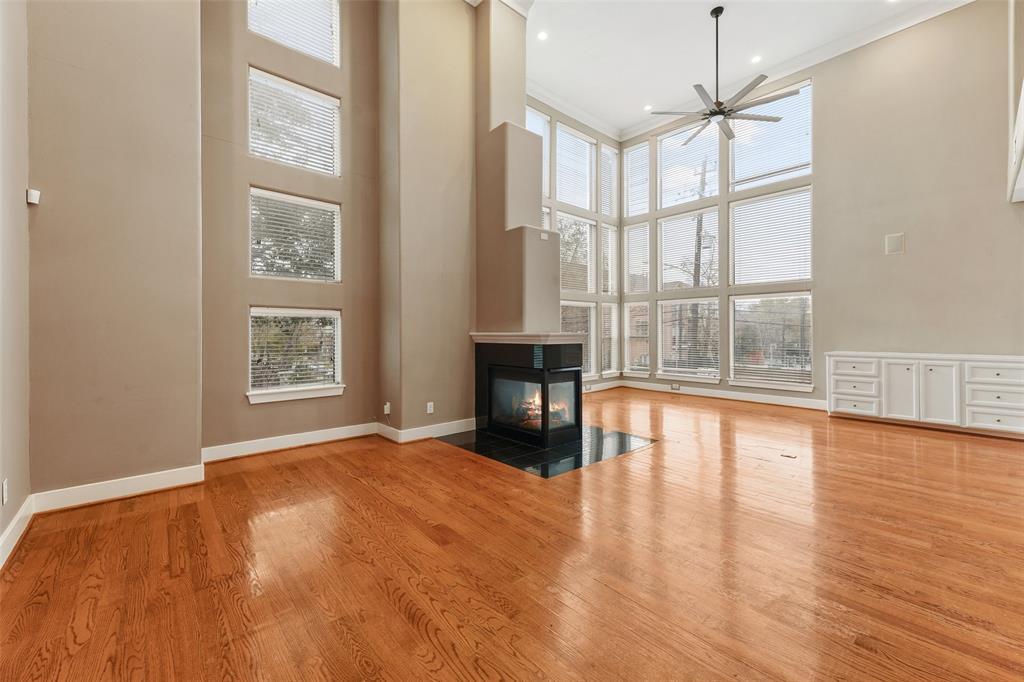 Foto principal - 332 Asbury St