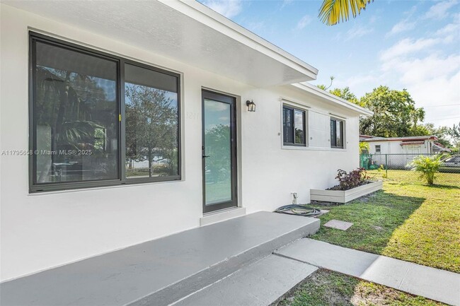 Foto del edificio - 3241 SW 40th Ave