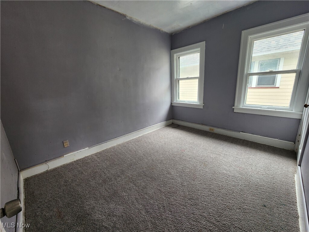 820 Helmsdale Rd Cleveland Heights, OH 44112 – photo 5