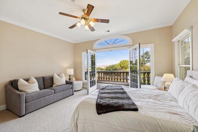 Foto del edificio - 1500 Longhorn Ln