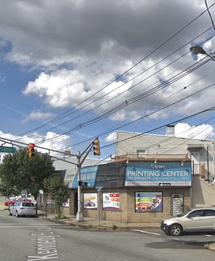 Building Photo - 5400 John F. Kennedy Blvd