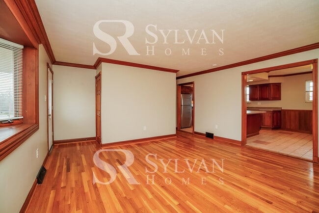 Foto del edificio - Lease today! No extra charge for contentme...