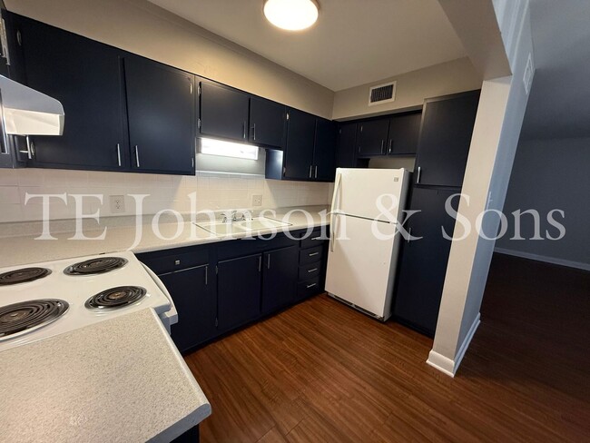 Foto del edificio - 2 Bedroom Salem View Apartment!