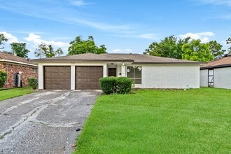 Building Photo - 11823 S Willow Cir