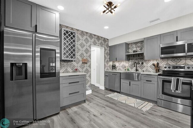 Foto del edificio - 913 SW 22nd St
