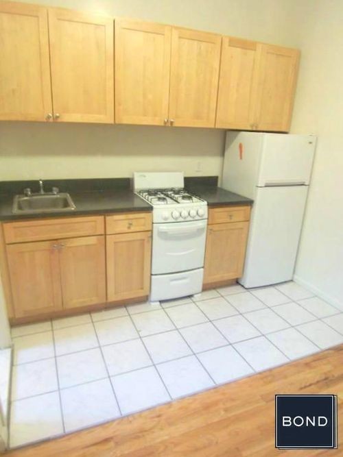 Foto del edificio - 311 E 90th St