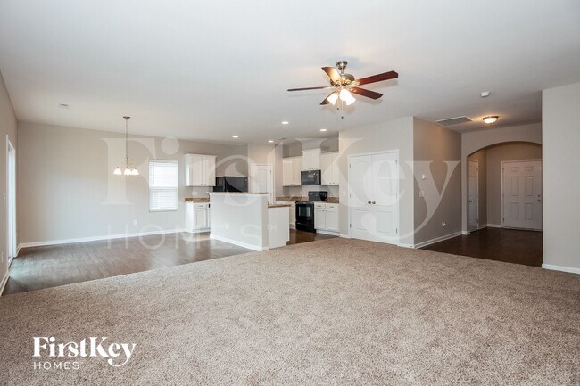 Foto del edificio - 6303 Paw Village Rd