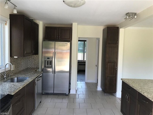 Foto del edificio - 21482 Aberdeen Rd