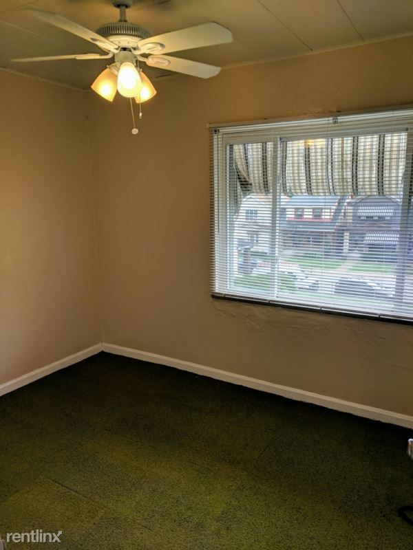 Foto del edificio - 4 br, 2 bath Townhome - 3333 Parkview Ave