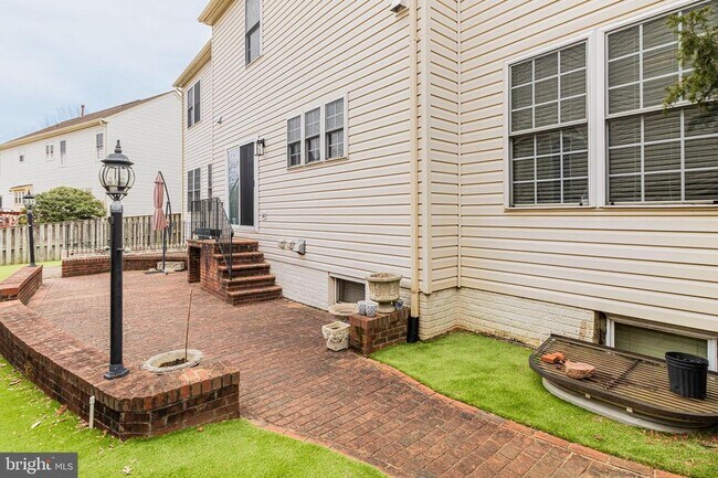 Foto del edificio - 6239 Willowfield Way