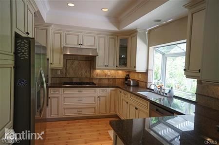 Building Photo - 4 br, 3 bath House - 5060 Durant Ct