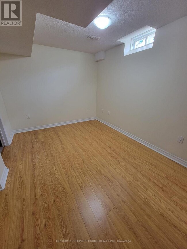 Building Photo - 783 Millworks Crescent