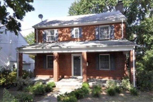 Building Photo - 9412 Colesville Rd