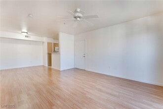 Building Photo - 6955 N Durango Dr