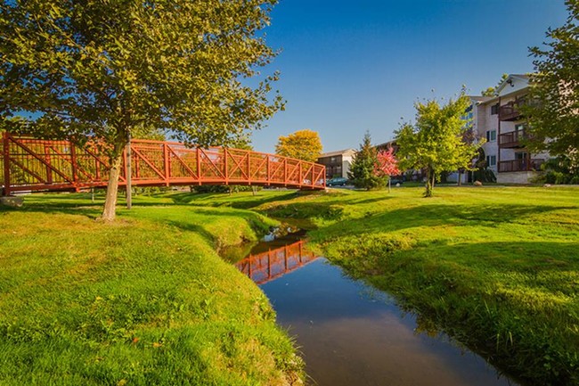 Foto del edificio - Creek Club Apartments