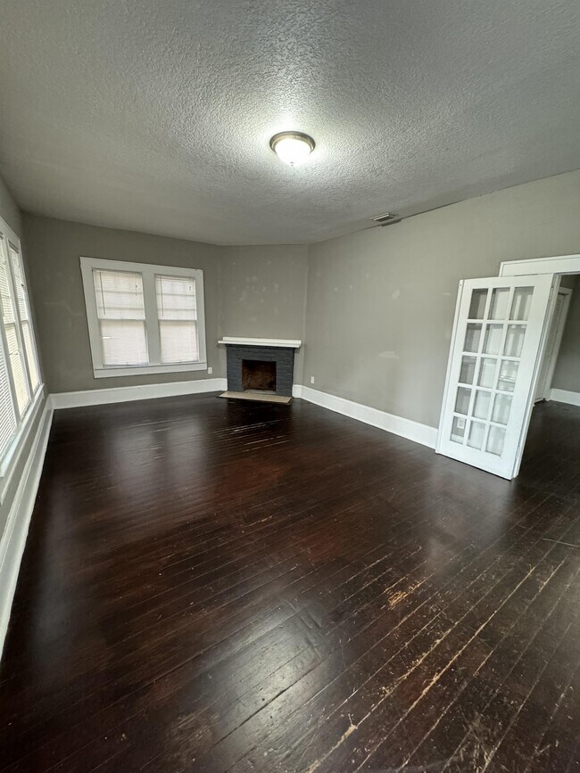 Foto del edificio - 248 E 18th St