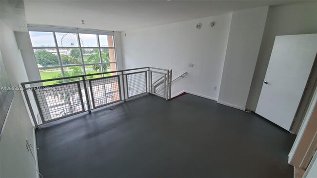 Foto del edificio - 253 NE 2nd St