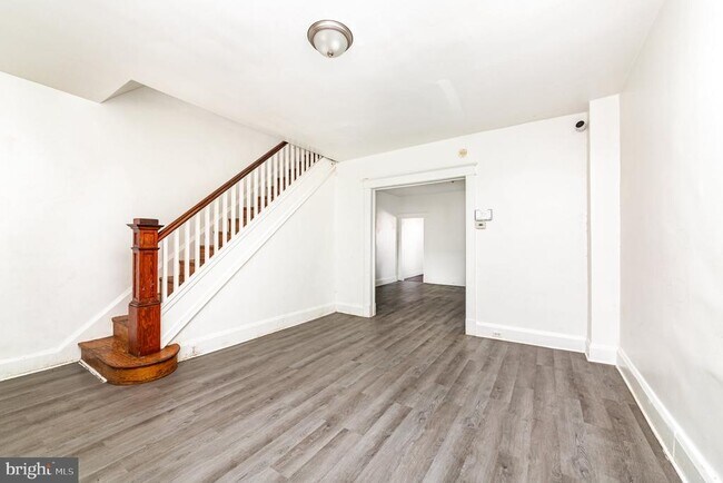 Foto del edificio - 4205 Nicholas Ave