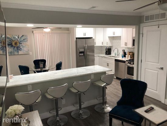 Foto del edificio - 2 br, 1 bath Townhome - 3559 Eden Avenue