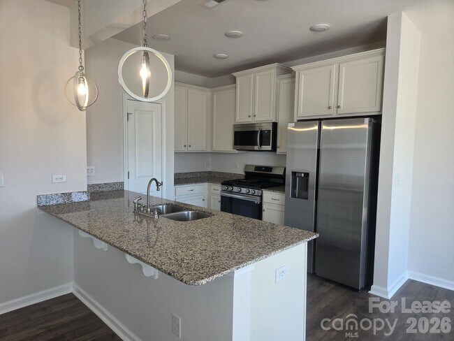 Foto del edificio - 8185 Sheffield Dr.