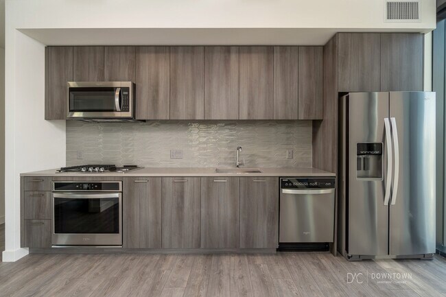 Foto del edificio - 823 W Madison St