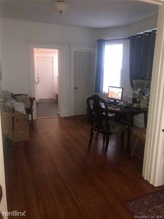 Building Photo - 2 br, 1 bath Duplex - 1785 Summer St