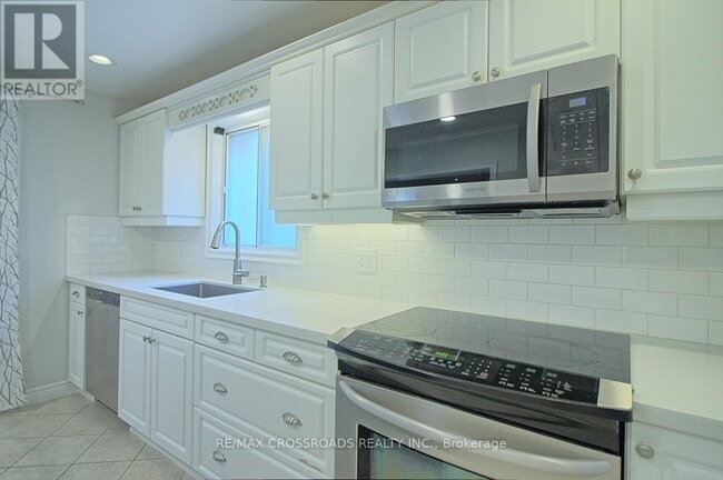 Building Photo - 39A Wilmar Rd