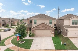 Building Photo - 412 Glenwick Ln