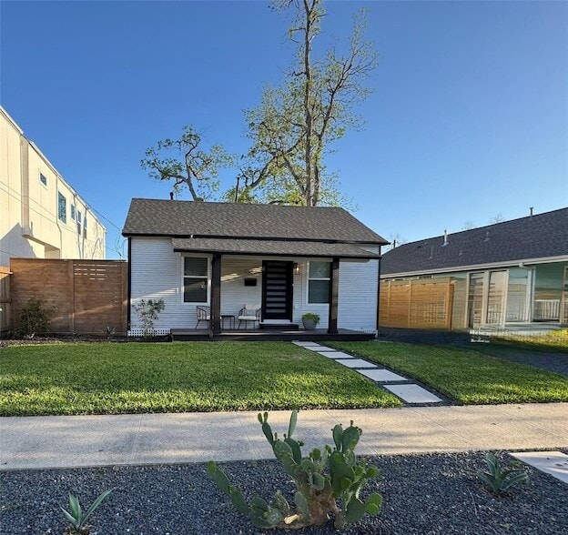 Building Photo - 1033 Adele St