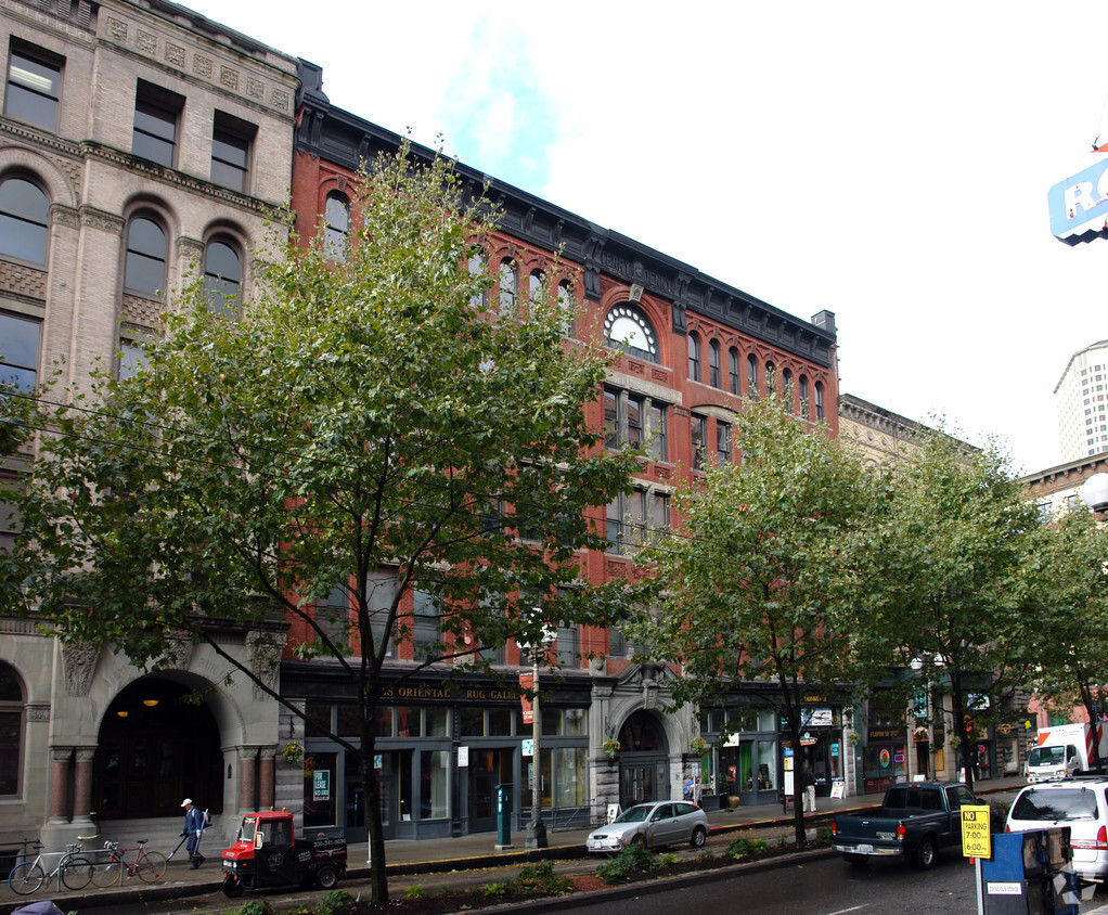 Primary Photo - Terry Denny Building