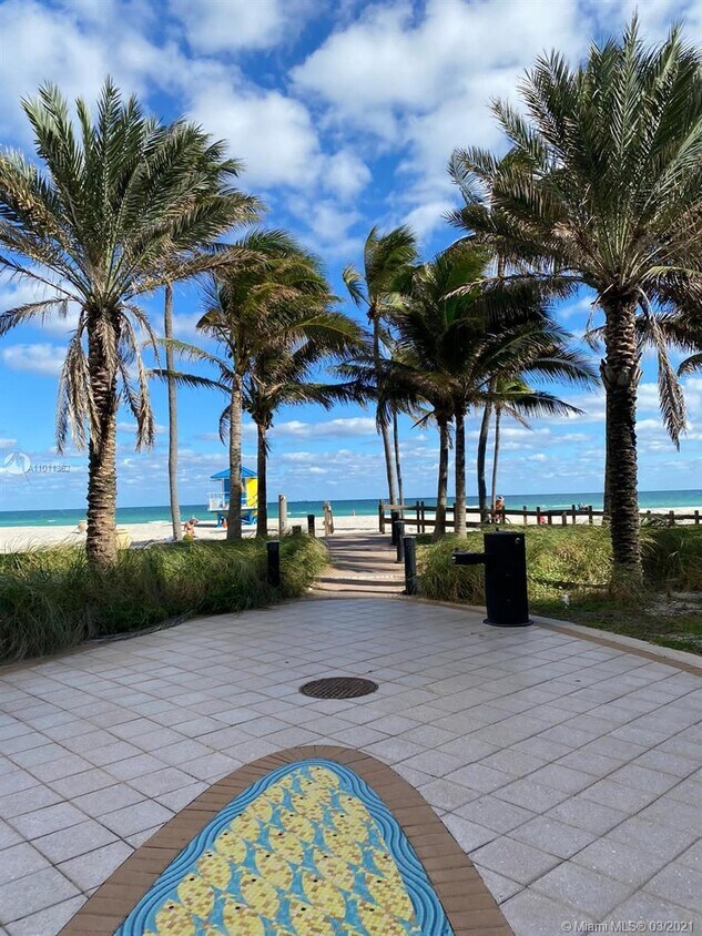 Primary Photo - 1600 S Ocean Dr