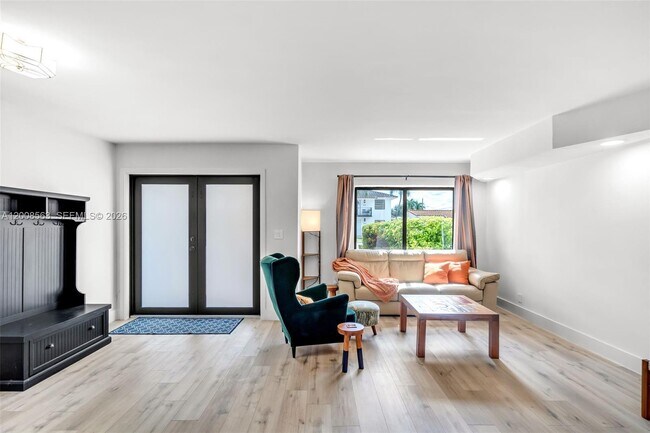 Foto del edificio - 8773 SW 36th St