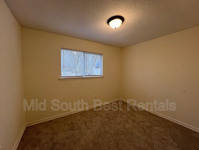 Foto del edificio - 4671 Deep Brook Dr