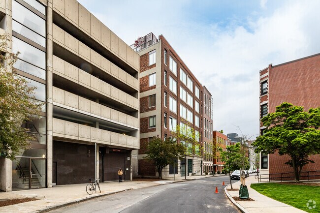 Alt Building - Symphony Court II