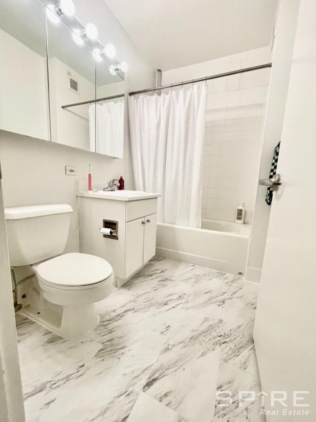 Building Photo - 0 bedroom in New York NY 10038
