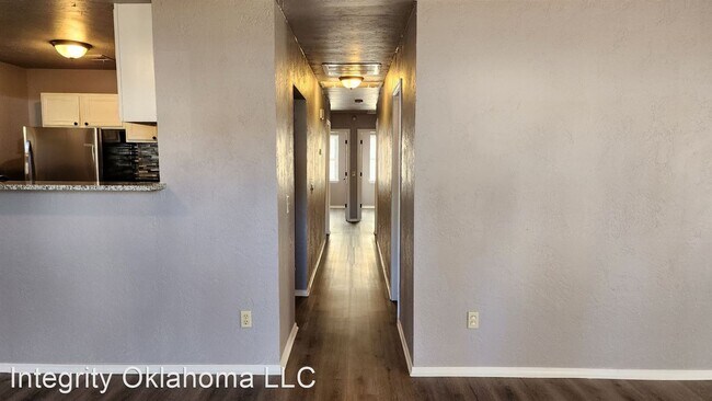 Foto del edificio - 4 br, 1.5 bath House - 1736 NW 7th St