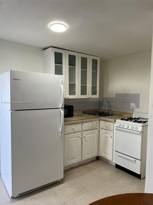 Foto del edificio - 4610 SW 116th Ave