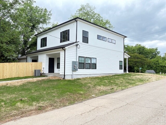 Foto del edificio - 2732 Wilson Ave