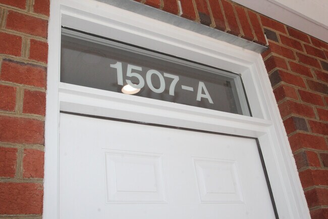 Foto del edificio - 1507 W Cary St