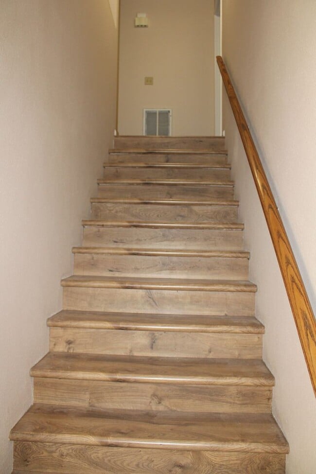 Building Photo - 2004 Cavallo Rd