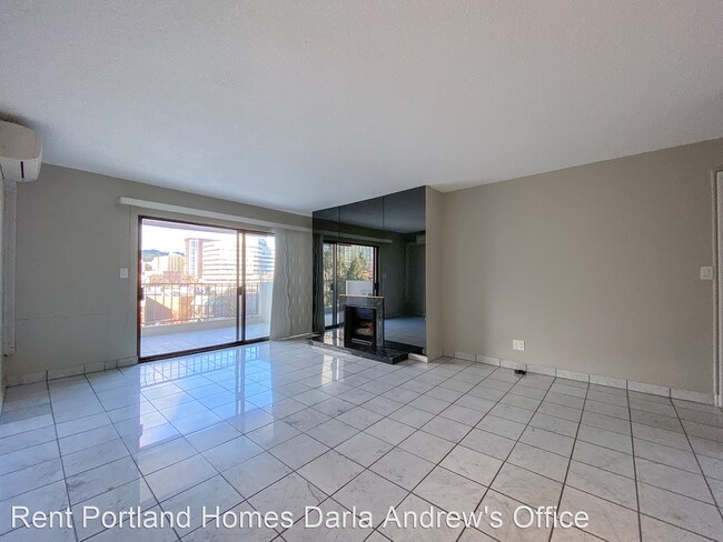 Building Photo - 2 br, 1 bath House - 2221 SW 1st Avenue #626